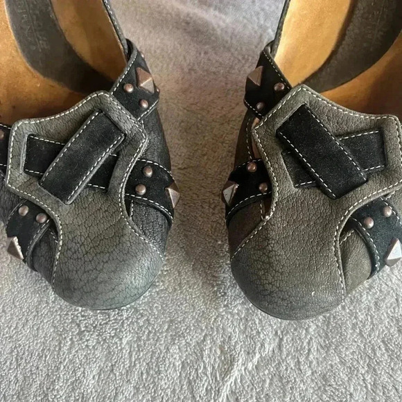 Donald J. Pliner Sport-I-Que Beatrice Muted Black Studded High Heel Pump Shoes - Picture 12 of 16